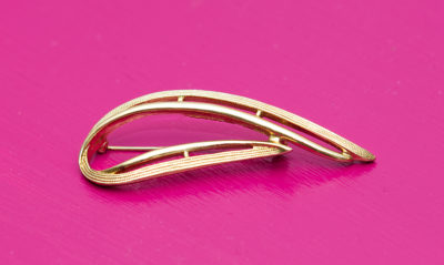 Vintage Sarah Coventry "Stunning" Brooch Pin