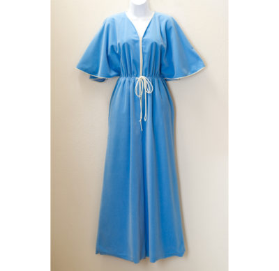 Vintage 1970s Blue Batwing Robe / Housecoat
