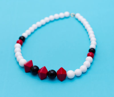 Vintage 1960s Beaded Necklace