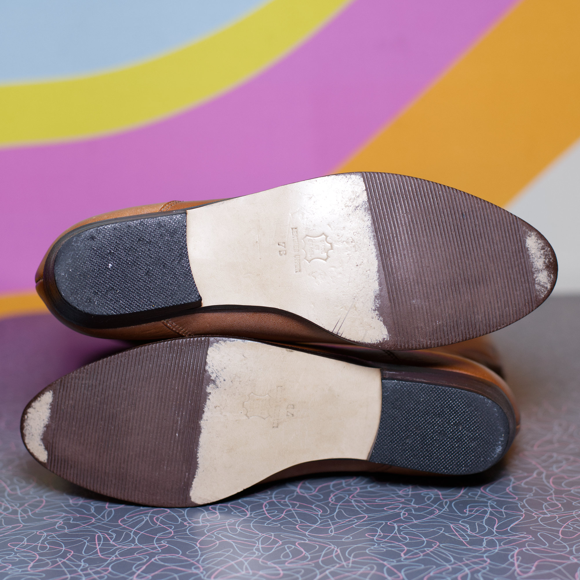 Vintage Brown Leather Flat Boots | Size 7 - Image 5